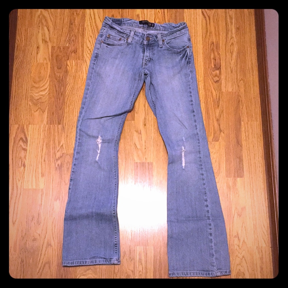 524 Levis Jeans